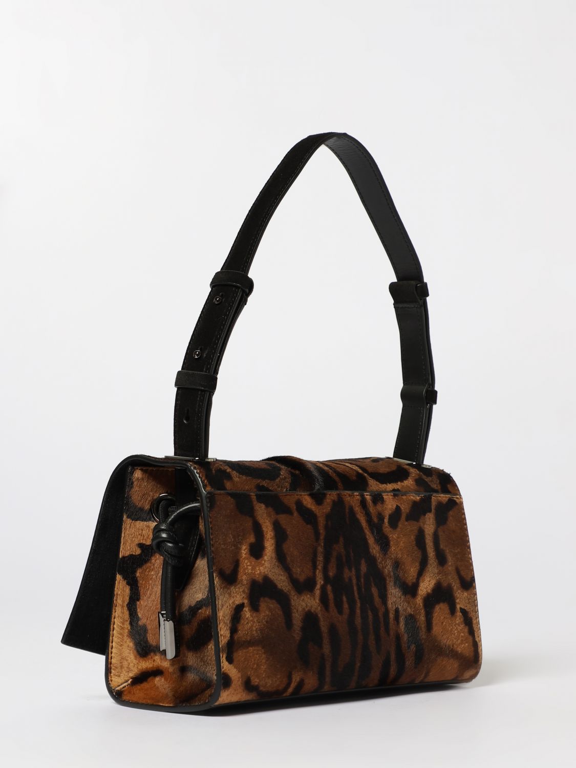 woman's shoulder bag
