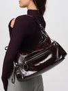 woman's shoulder bag