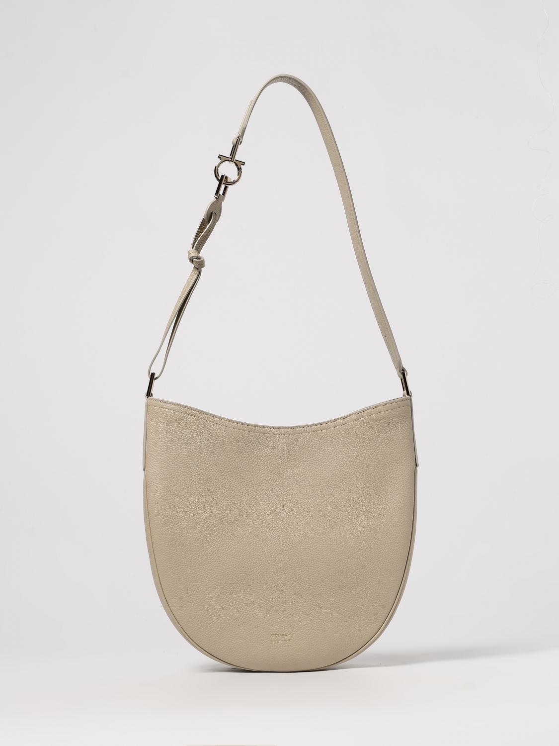 woman's shoulder bag