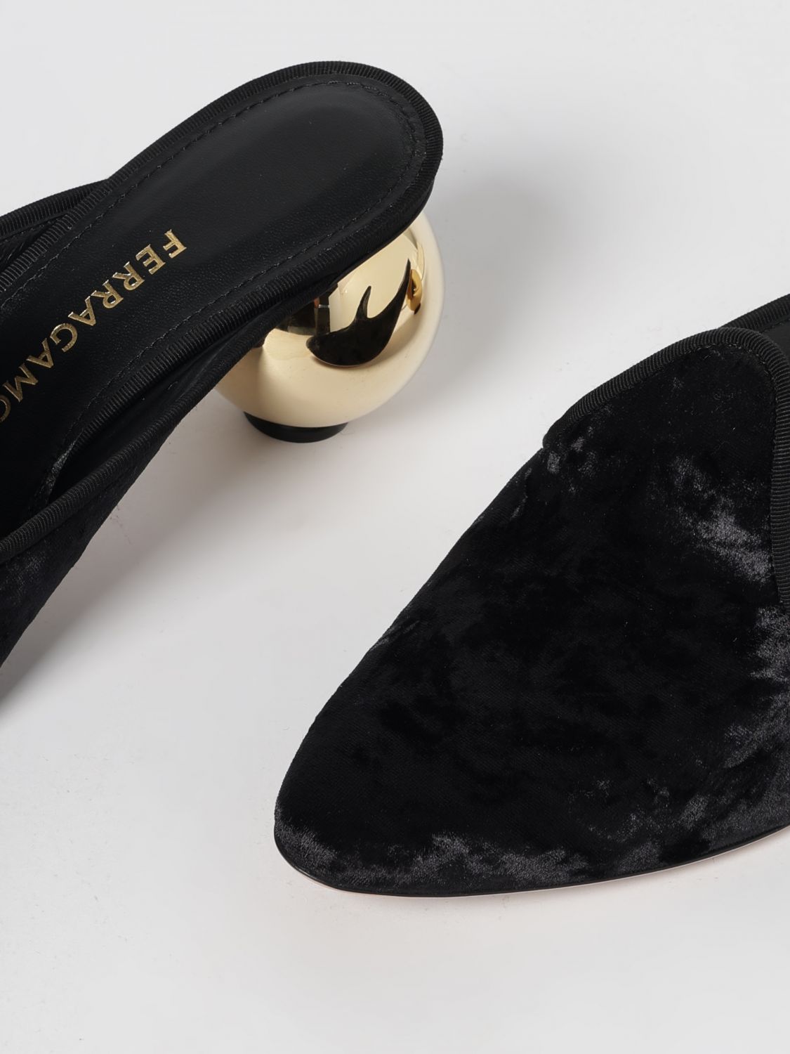 FERRAGAMO 5½ woman&