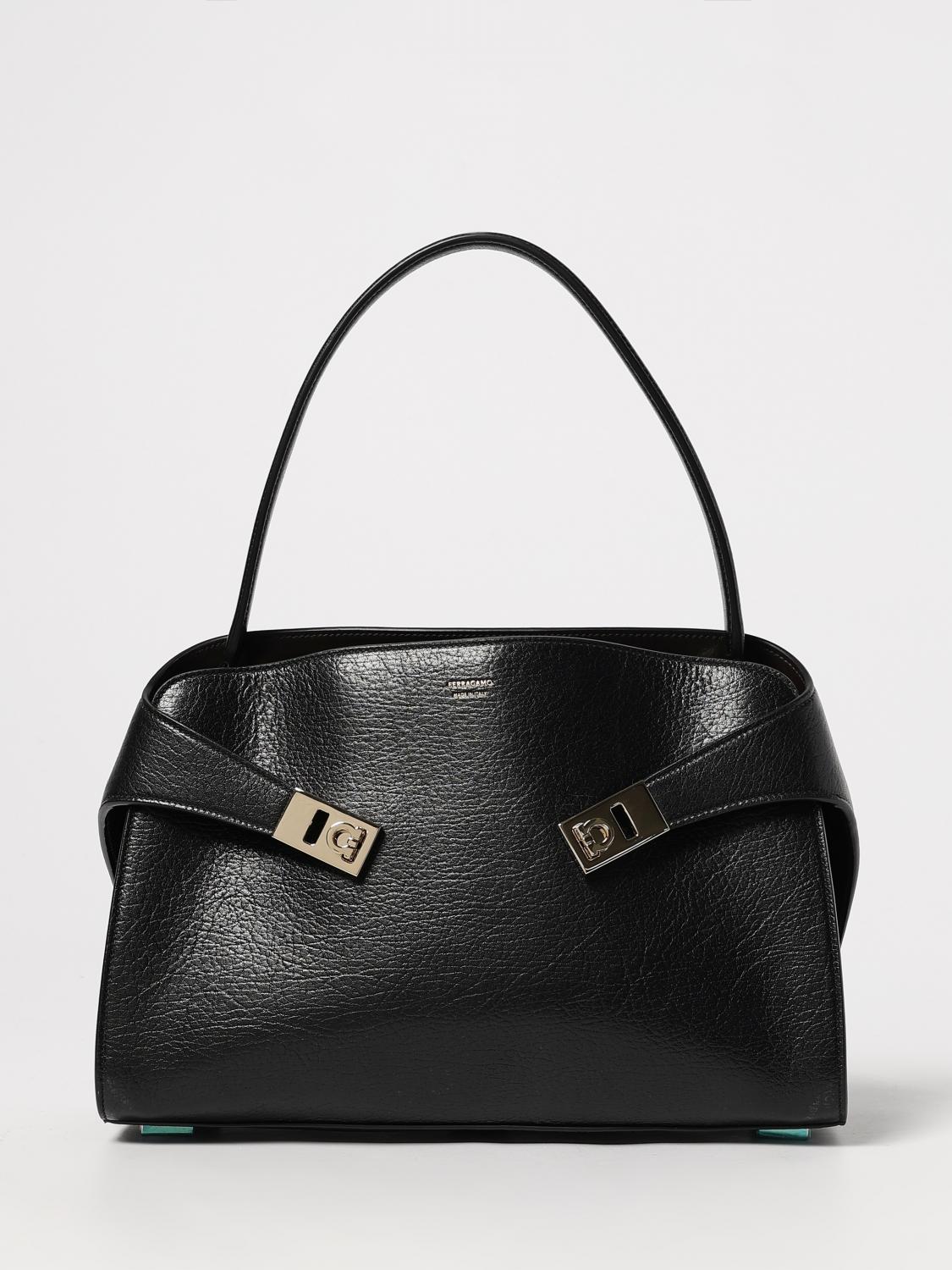 woman's shoulder bag