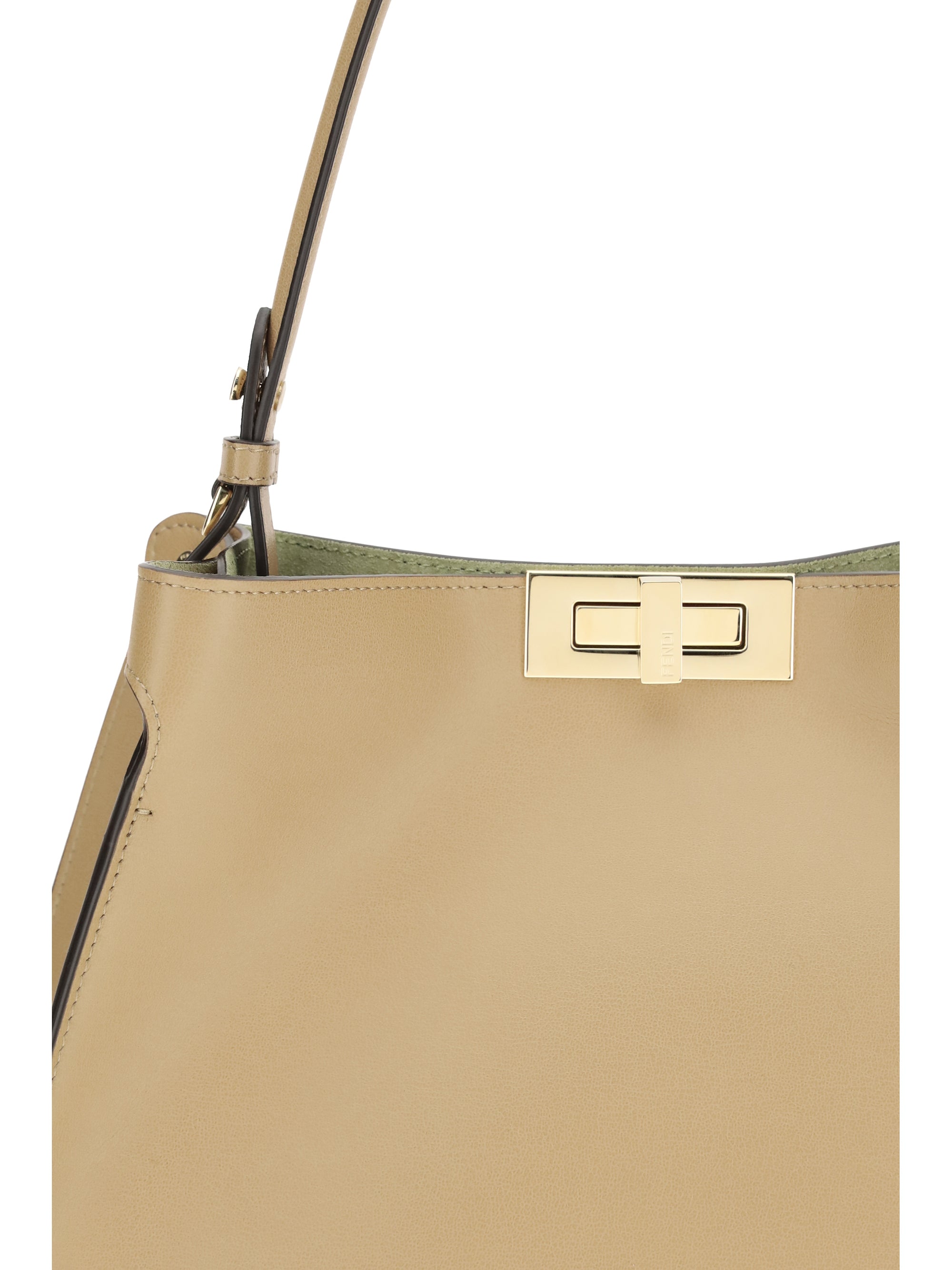 way medium shoulder bag