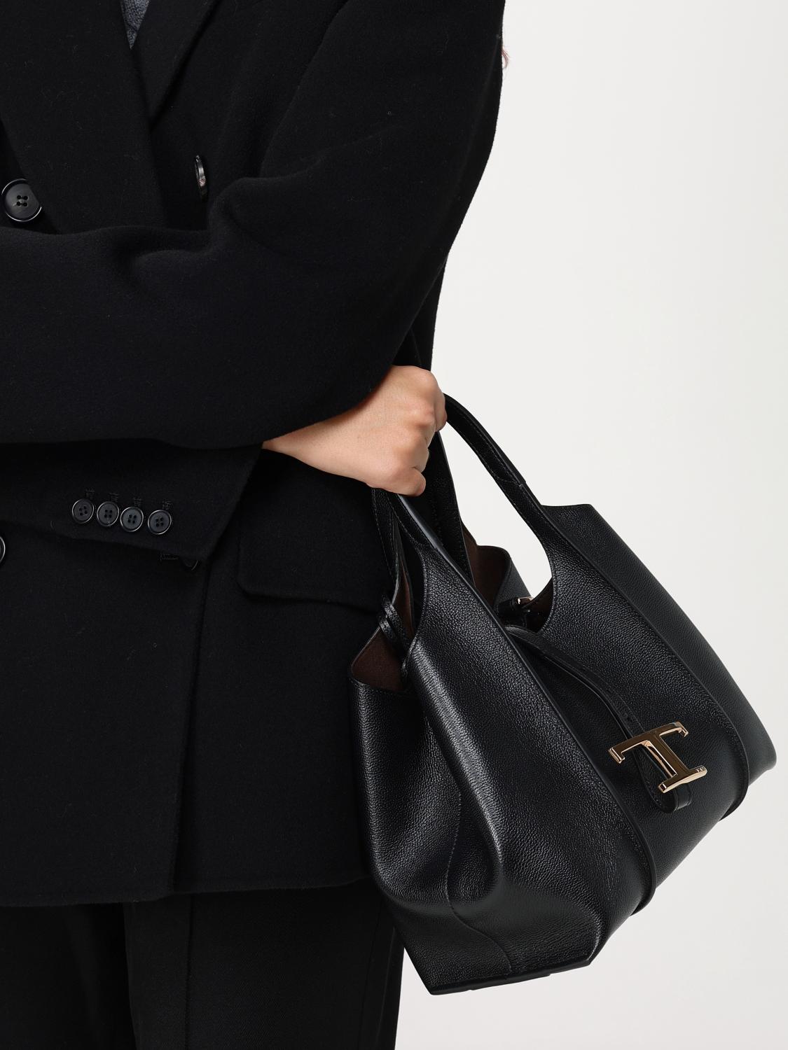 woman's shoulder bag