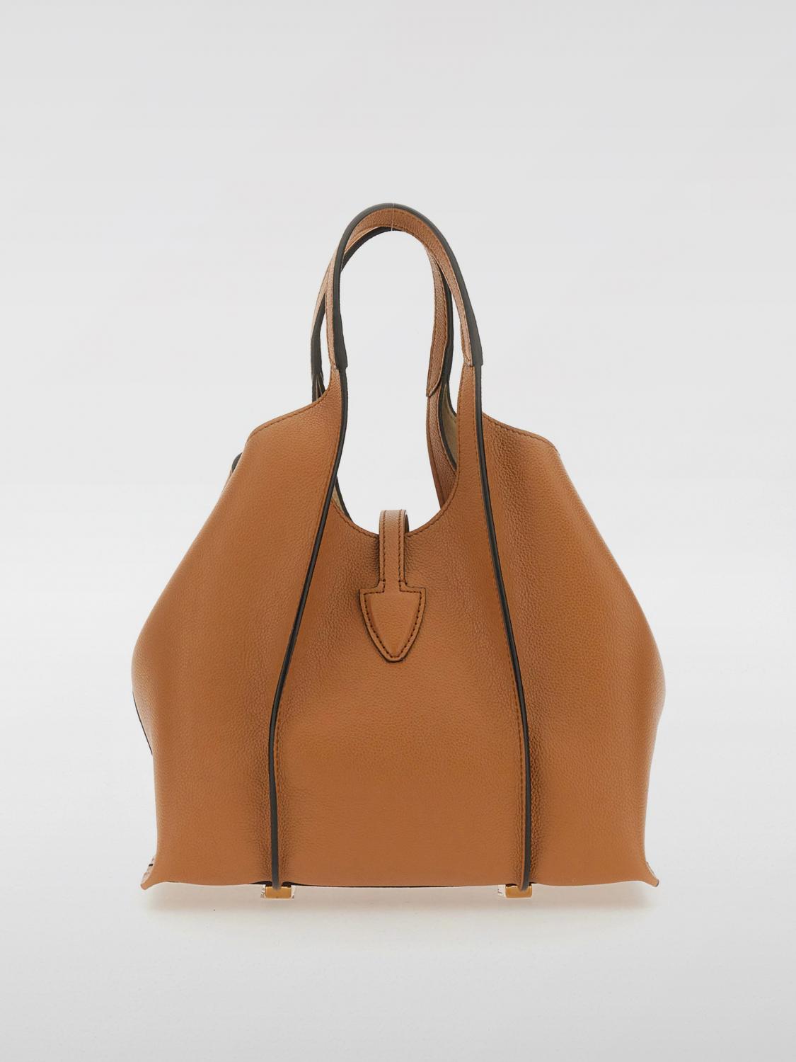woman's shoulder bag