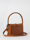 woman's shoulder bag