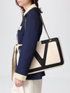 woman's shoulder bag