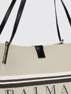 woman's shoulder bag