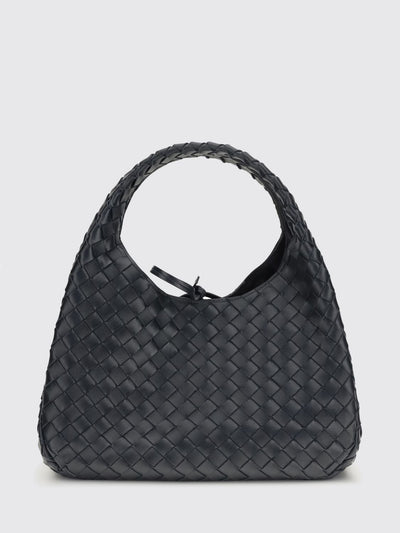 woman's shoulder bag