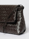 woman's shoulder bag