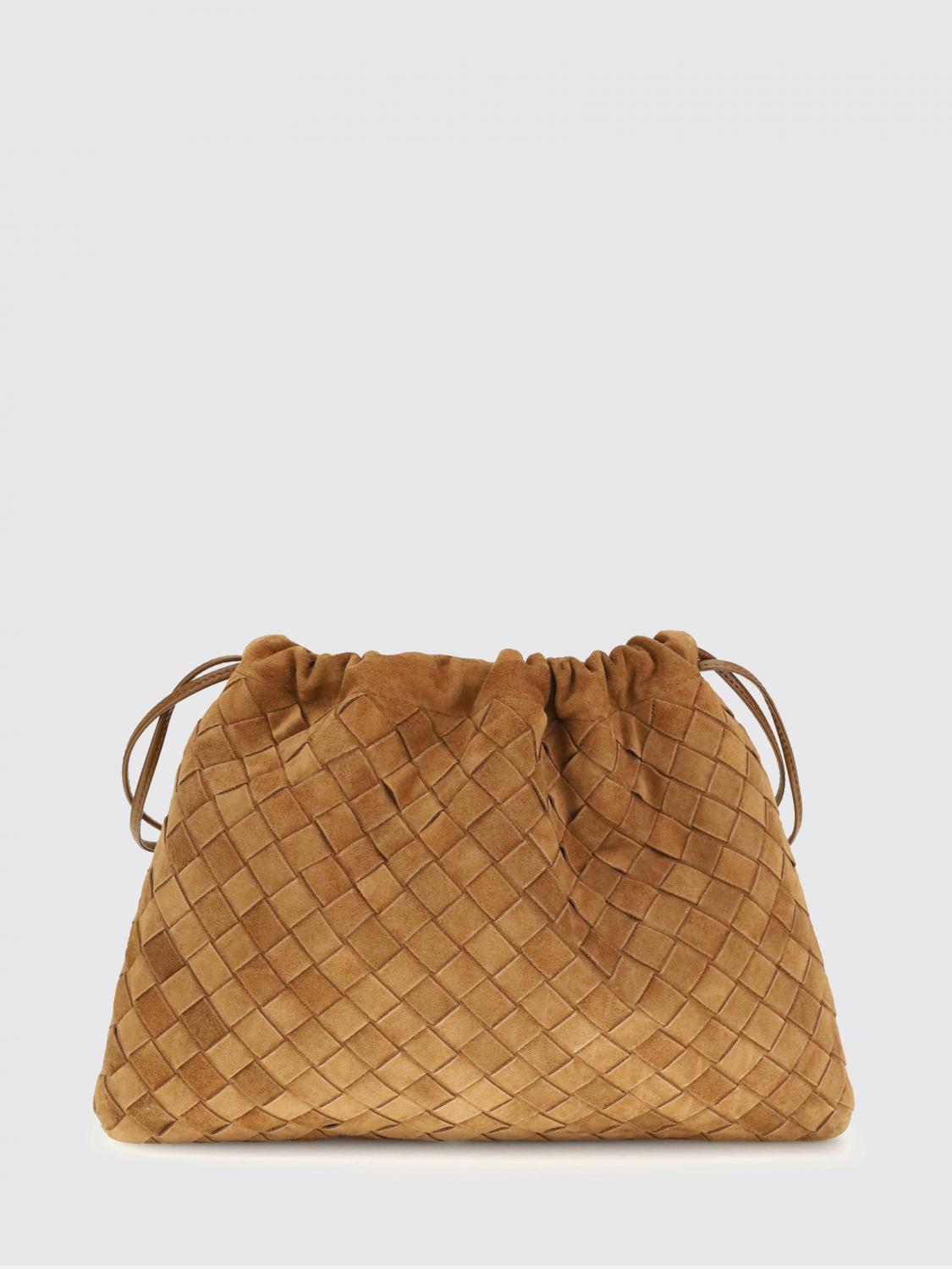 woman's shoulder bag