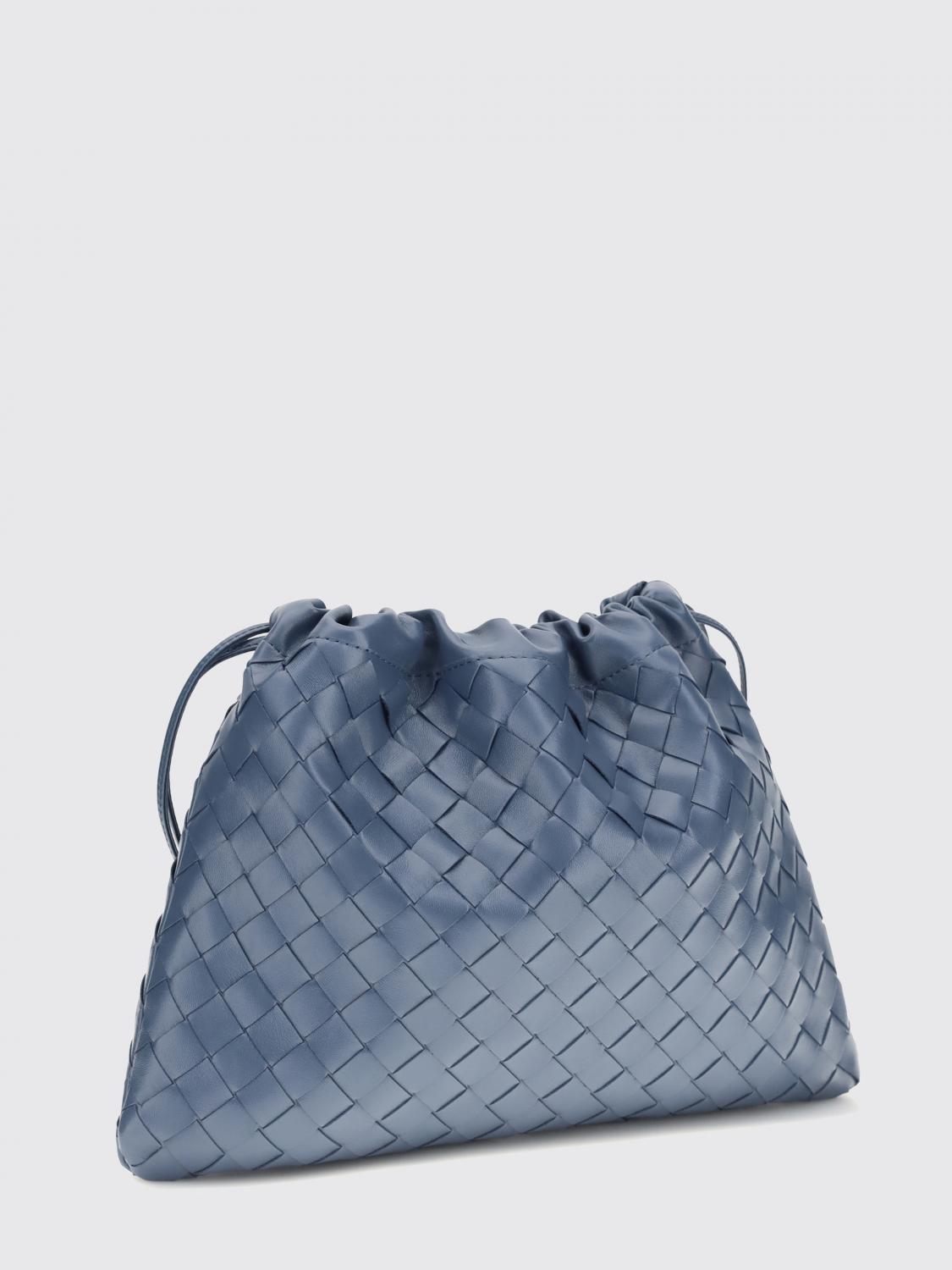 woman's shoulder bag