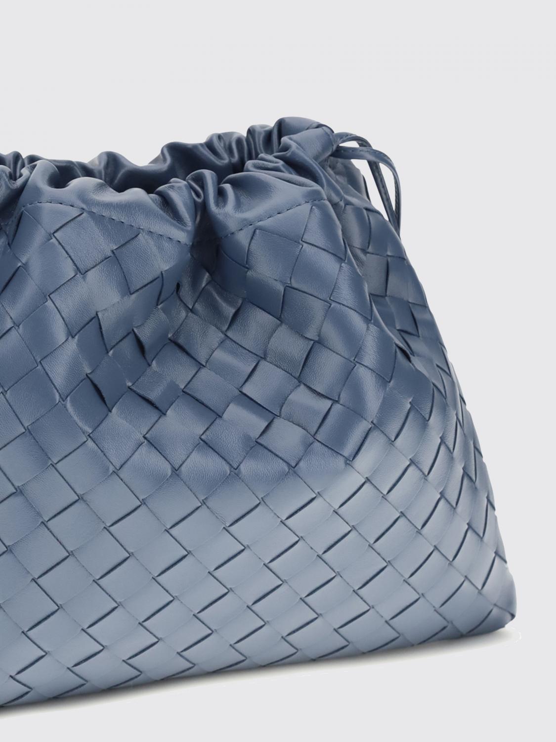 woman's shoulder bag
