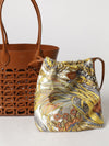 woman's tote bag