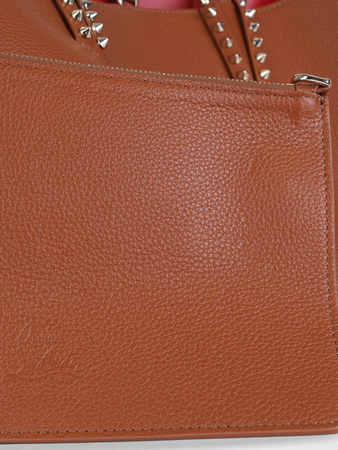 woman's shoulder bag