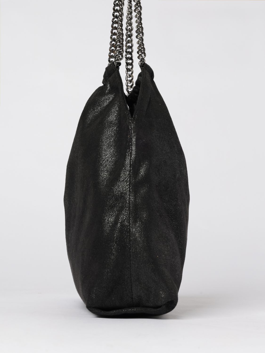 woman's shoulder bag