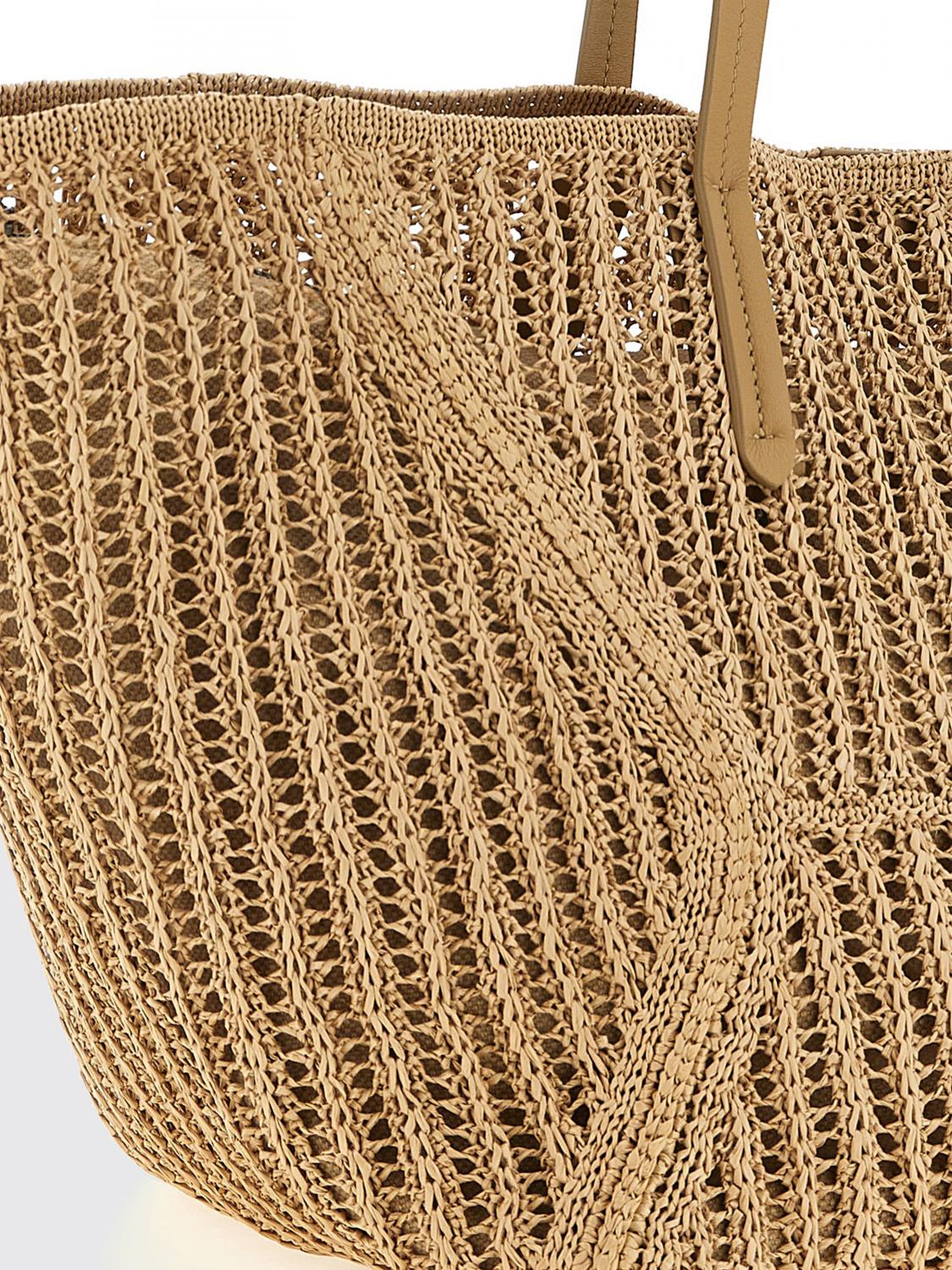 woman's shoulder bag