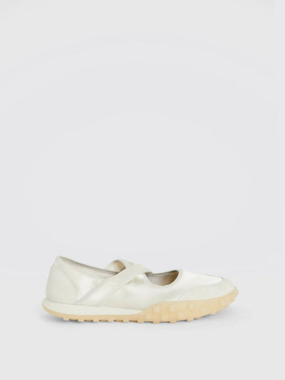 woman's ballet flat