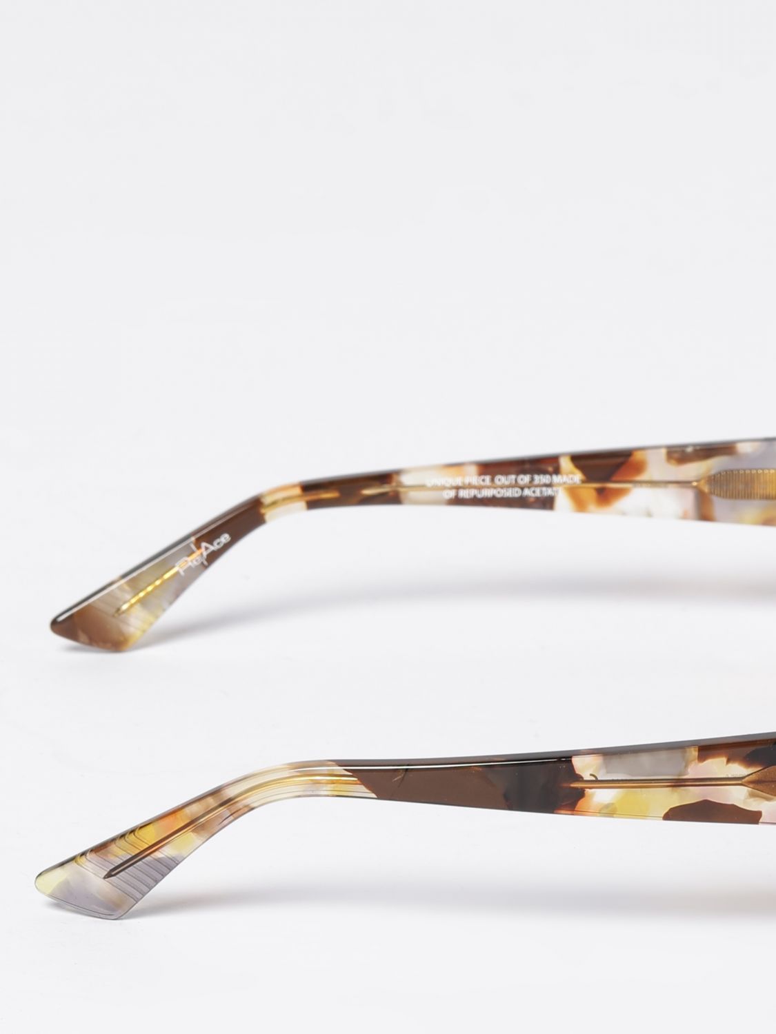 woman's sunglasses