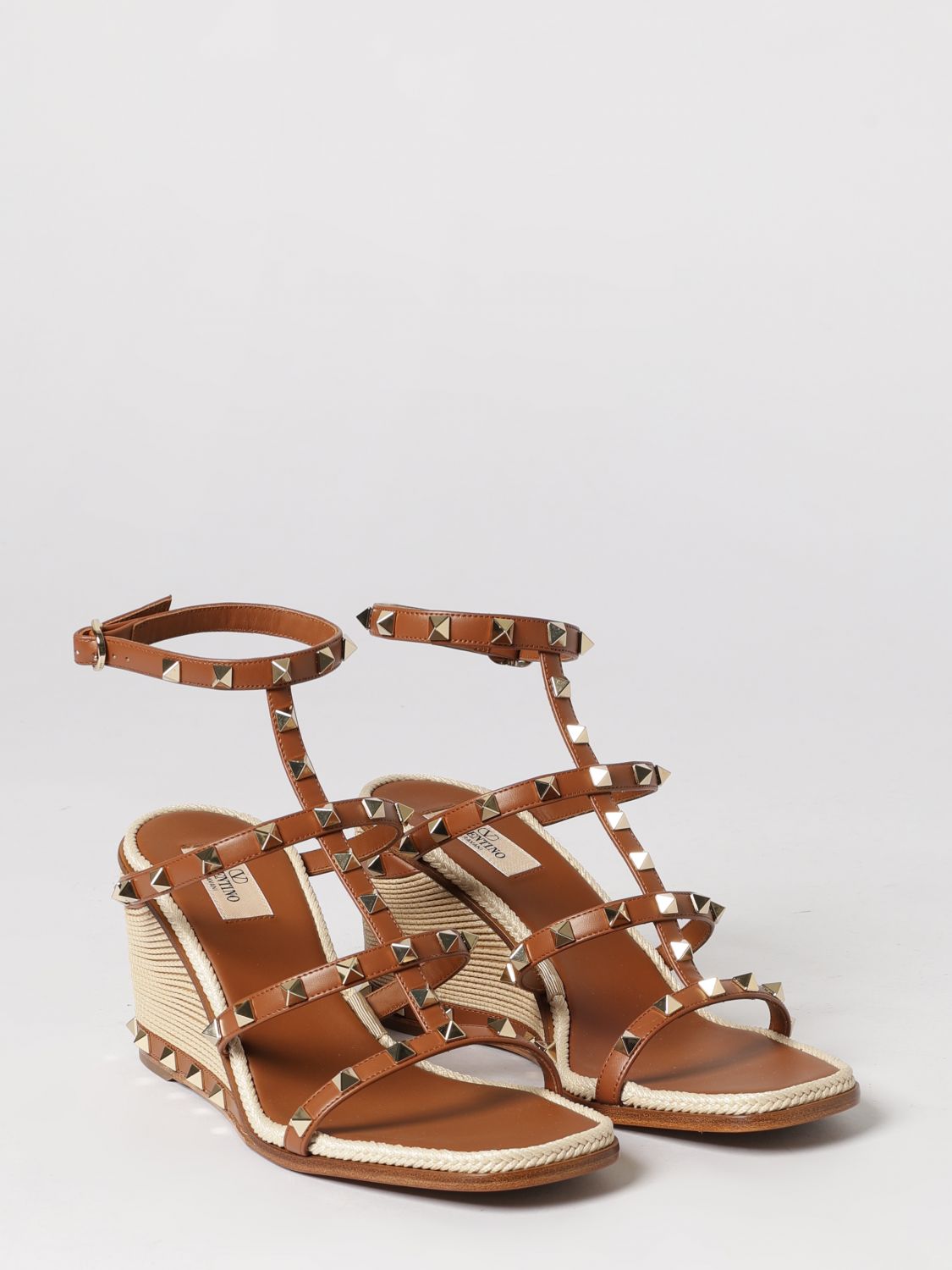 woman's heeled sandal