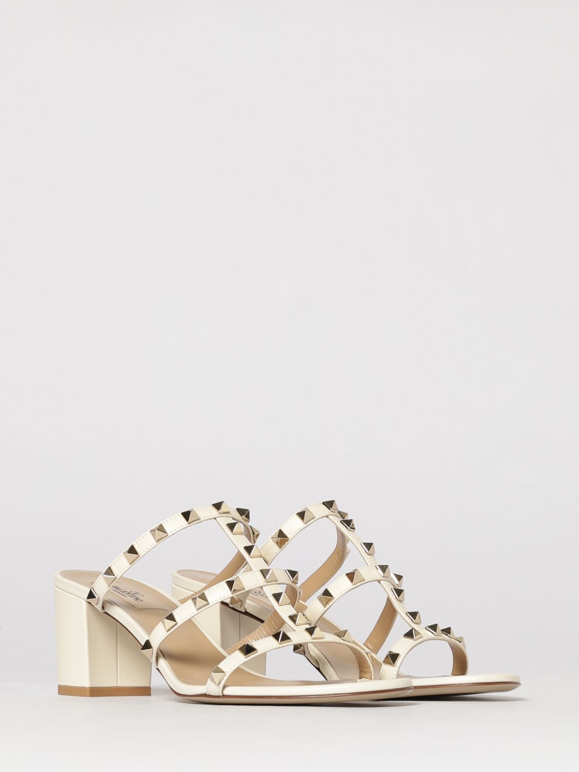 woman's heeled sandal