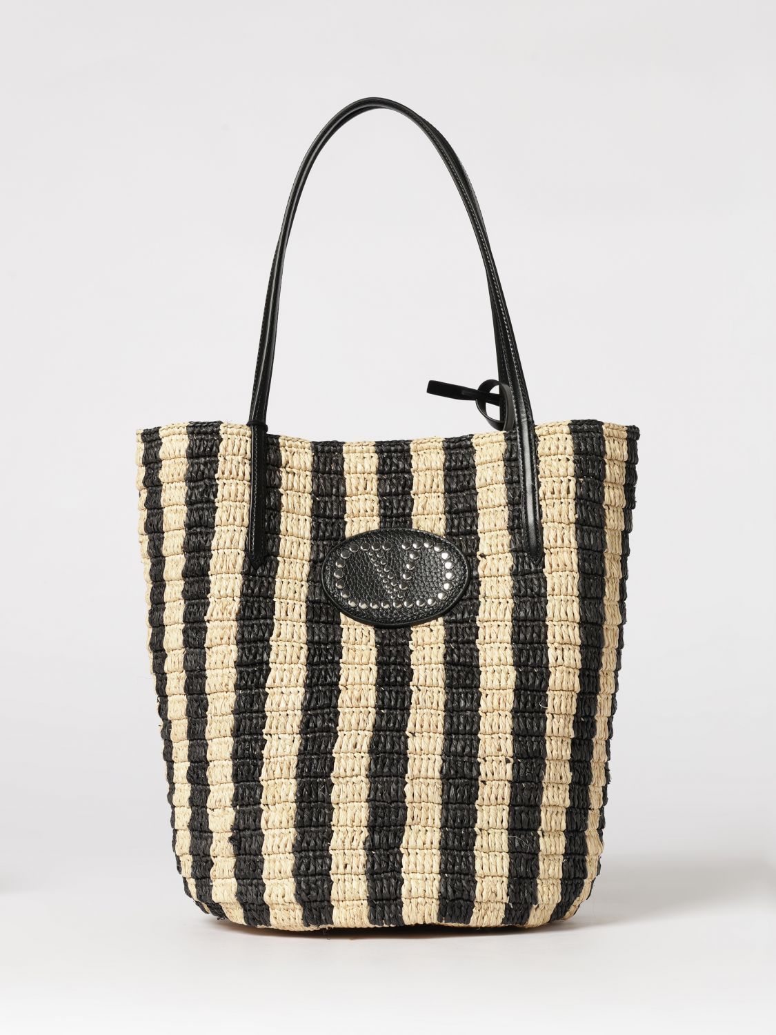 woman's shoulder bag