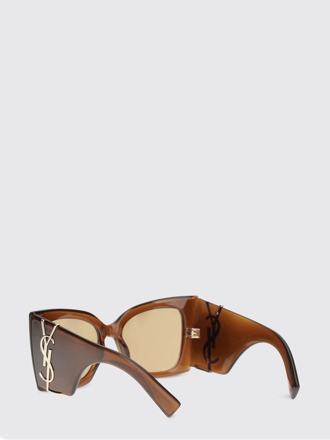 woman's sunglasses