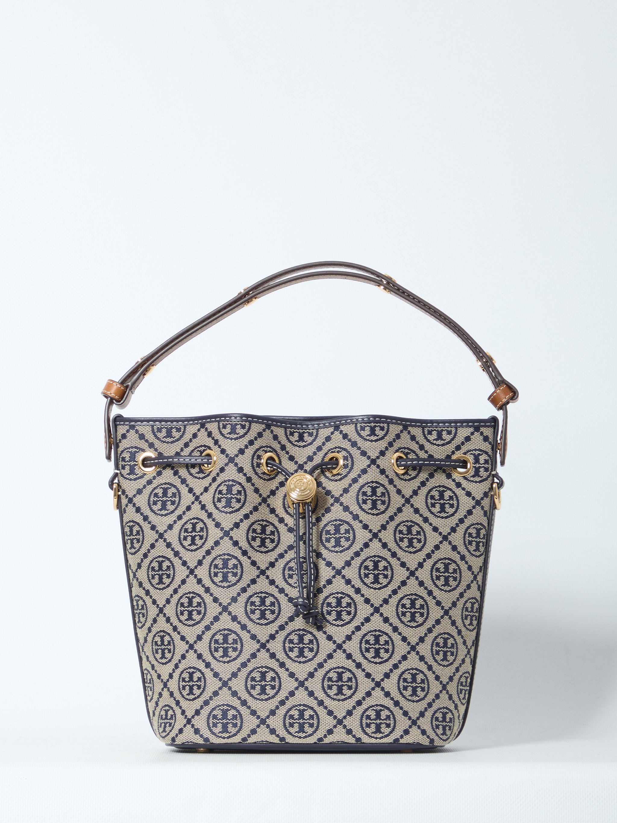 t monogram bucket bag