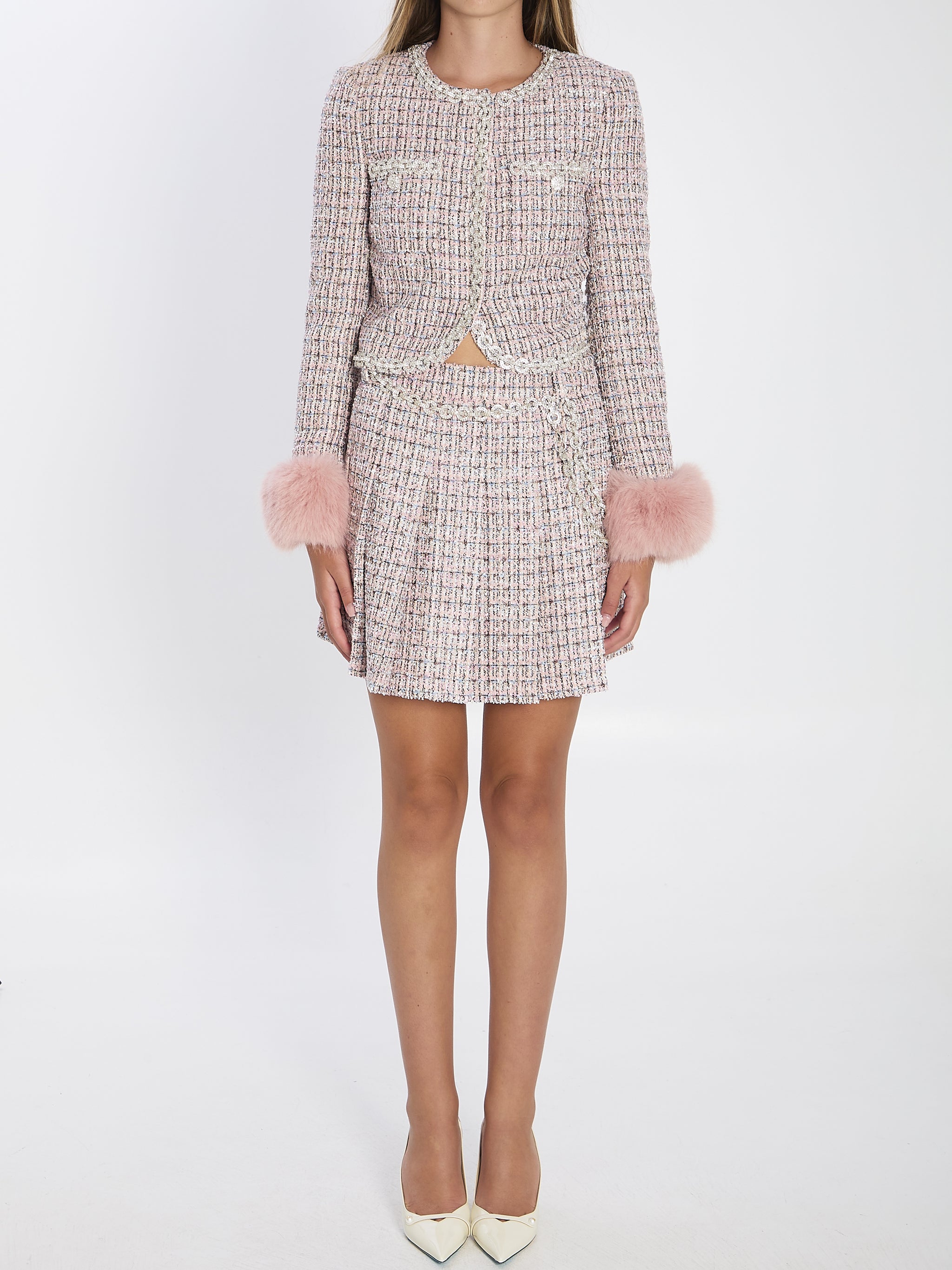 pleated skirt with belt