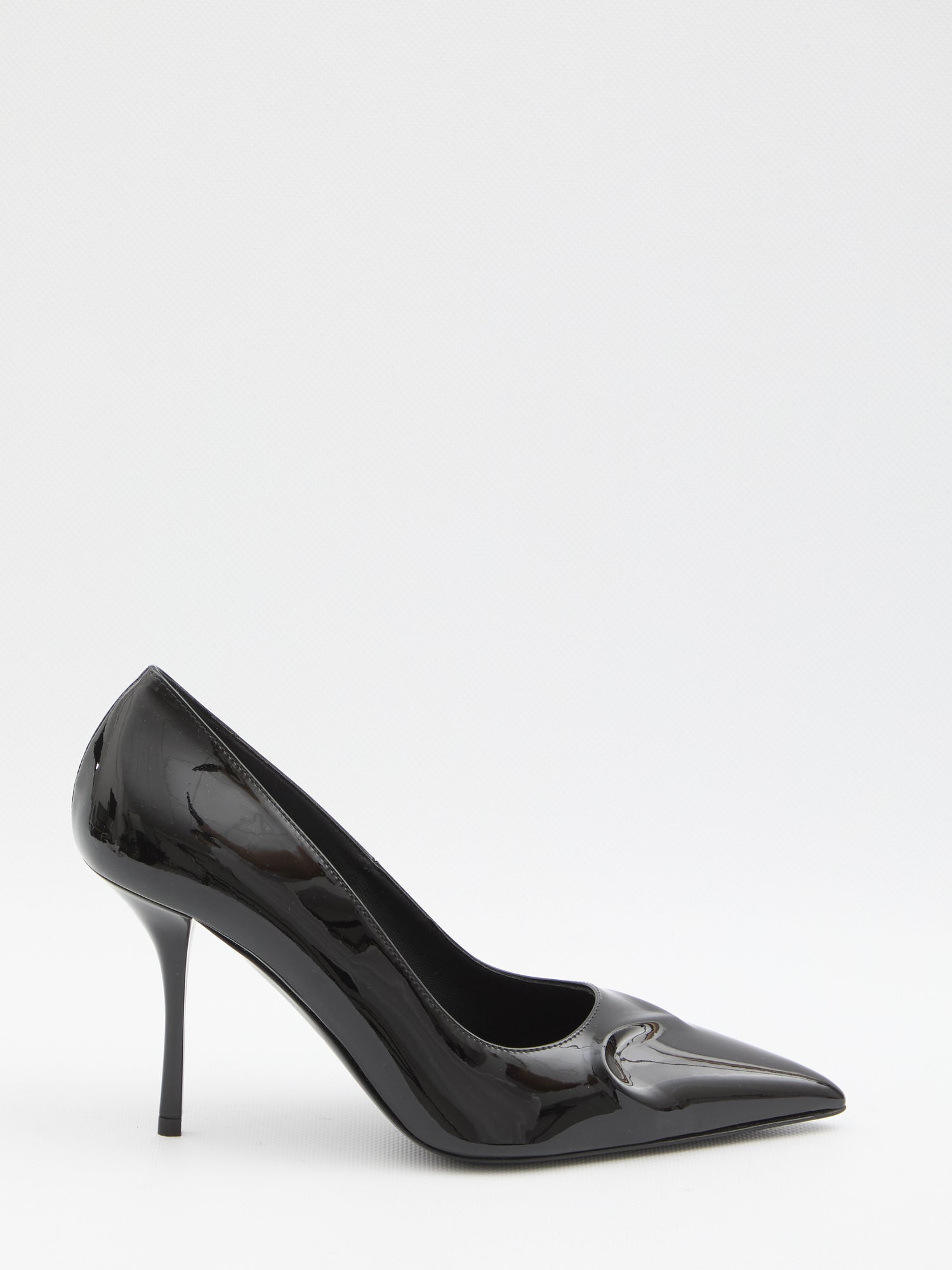 ALAIA 36 black patent pumps 
