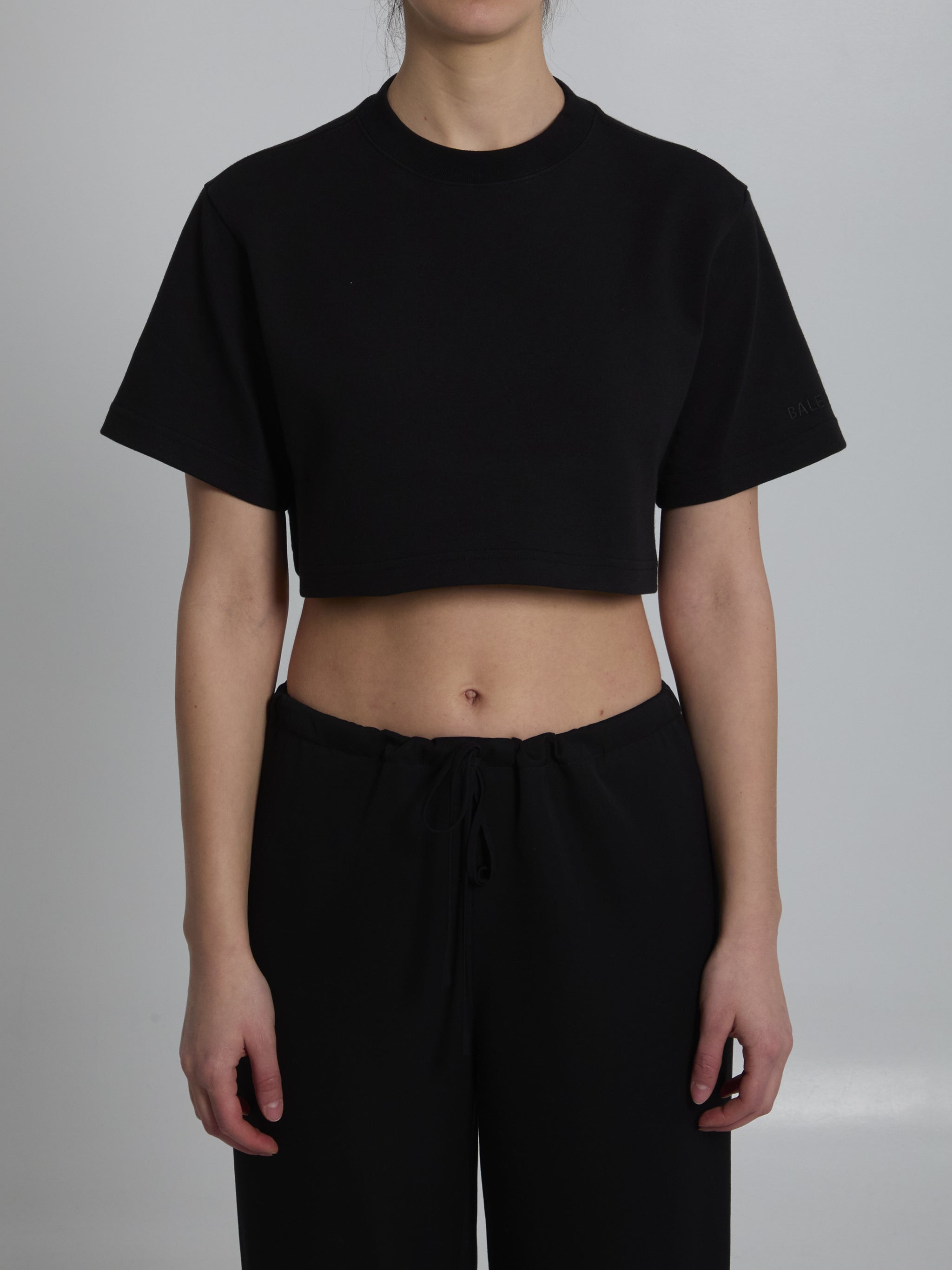 cropped t-shirt