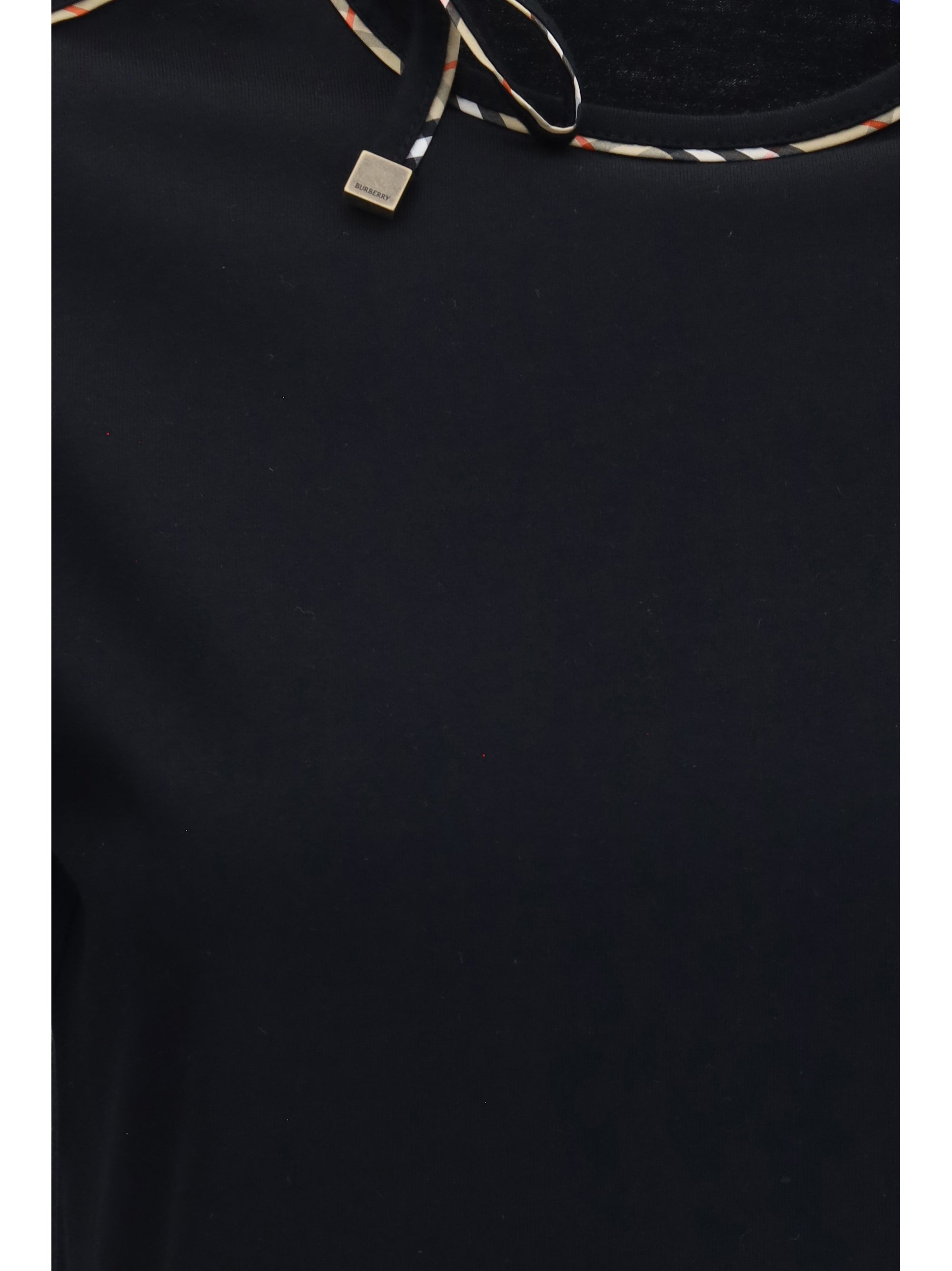 t-shirt with cut-out detail