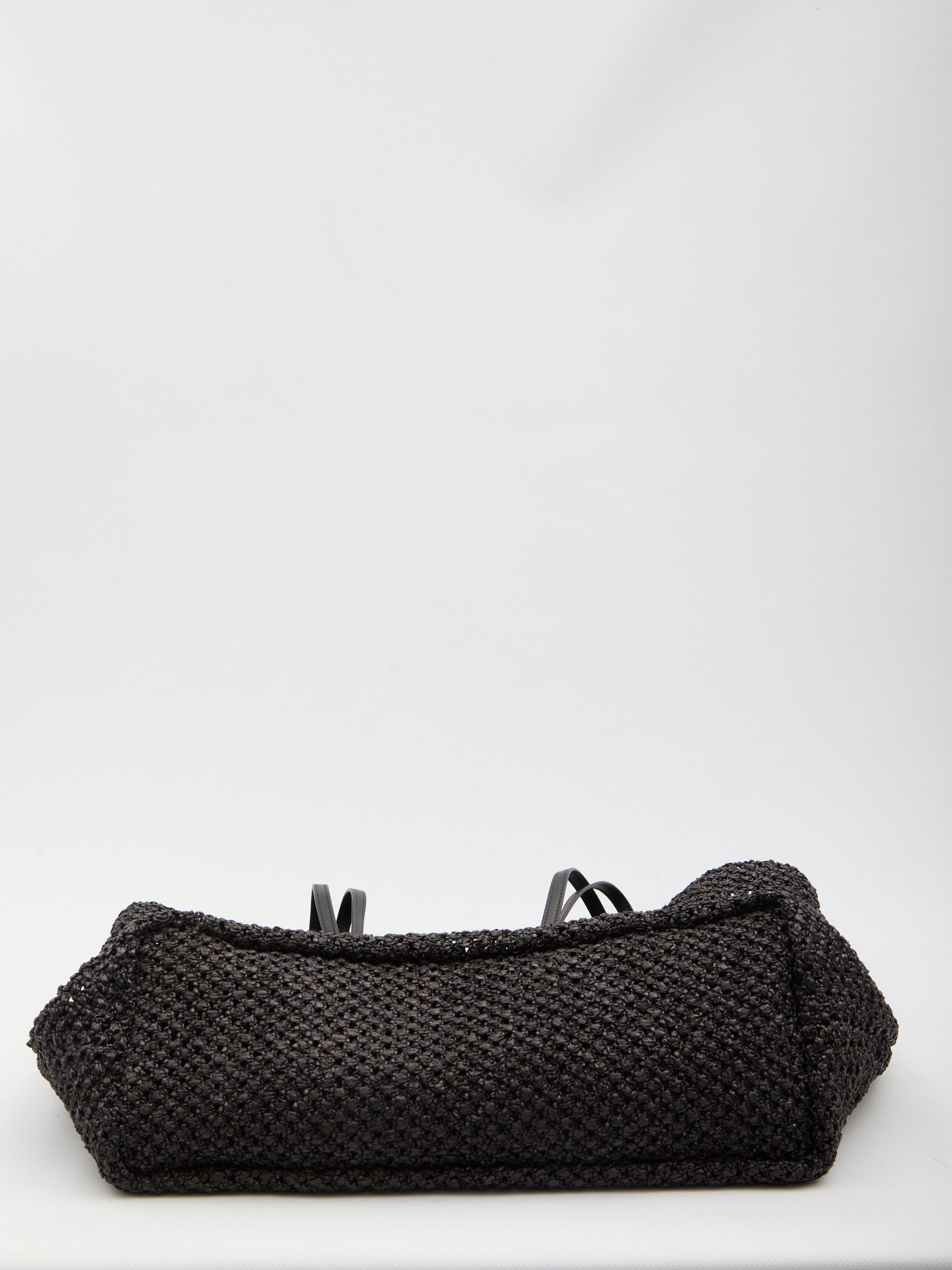 THE ROW OS black barn tote bag in raffia
