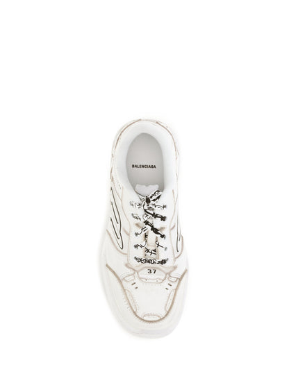 BALENCIAGA 39 hamptons worn-out sneakers 