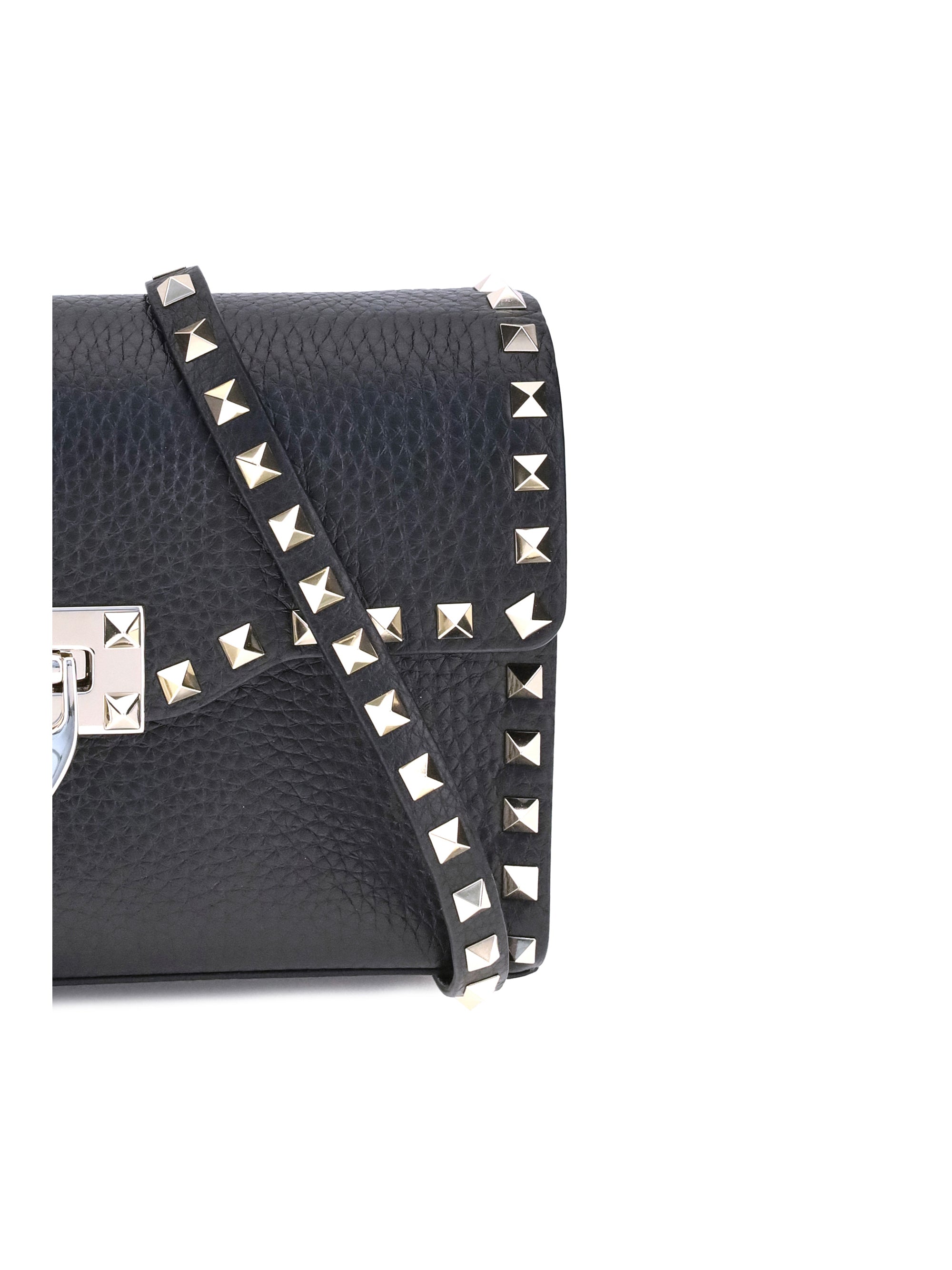 rockstud leather shoulder bag