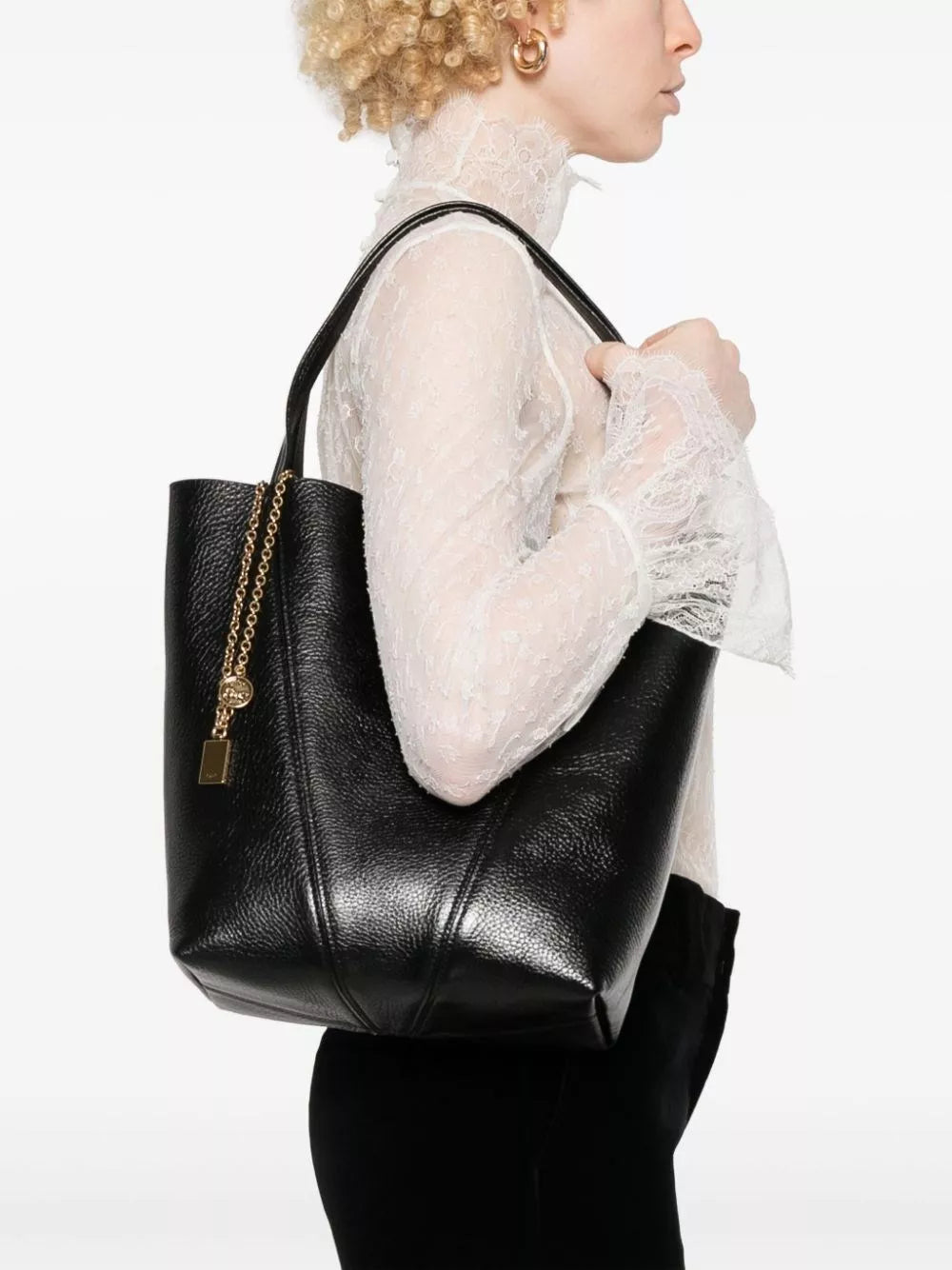 Chloé 粒面皮革旋转托特包