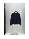 loose sweatshirt
