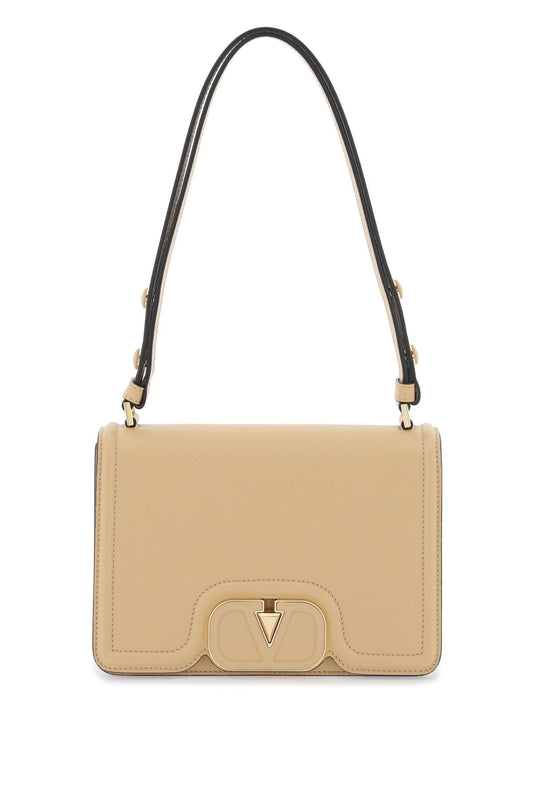 shoulder bag with vlogo

vlogo