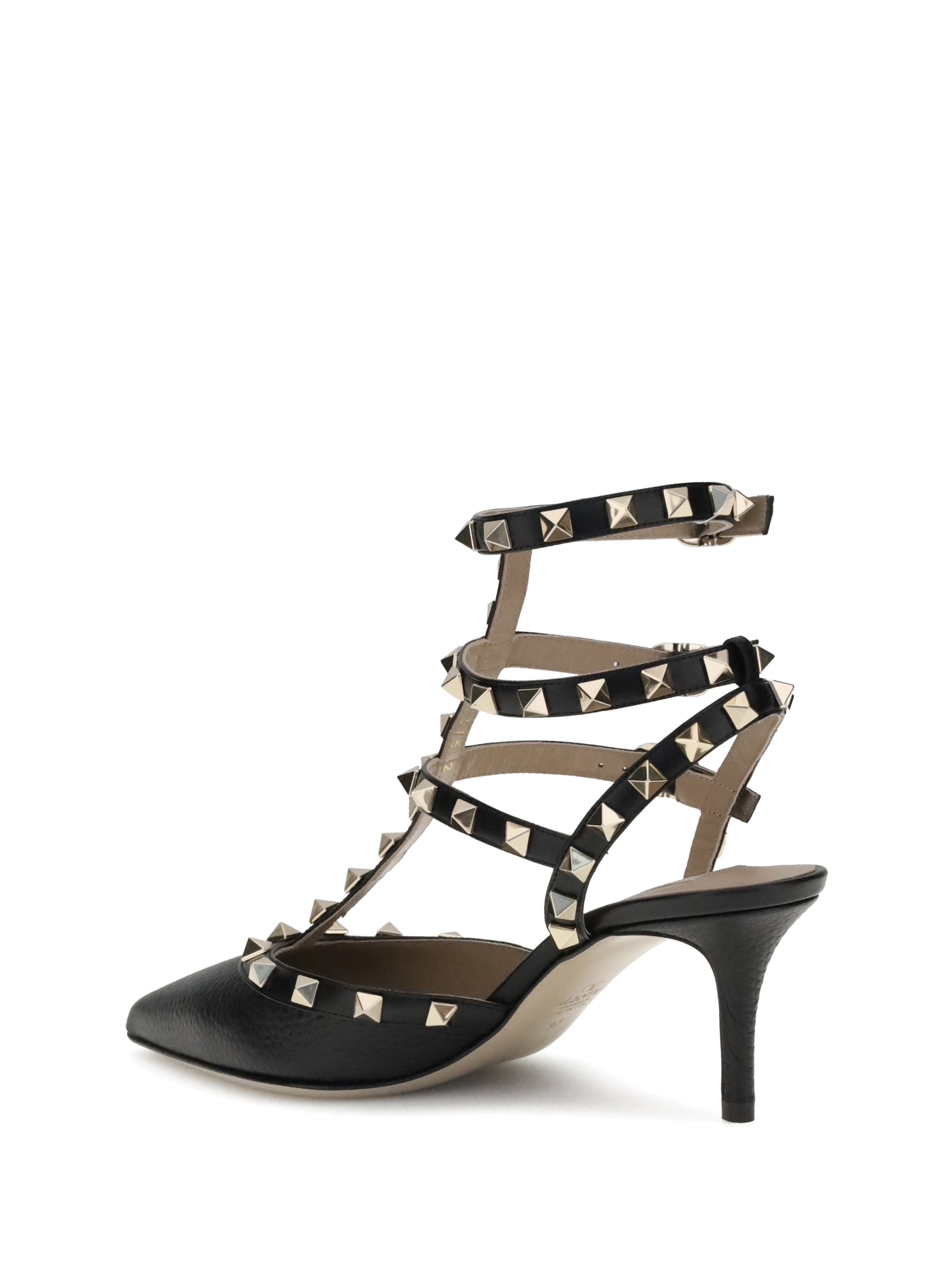 rockstud pumps