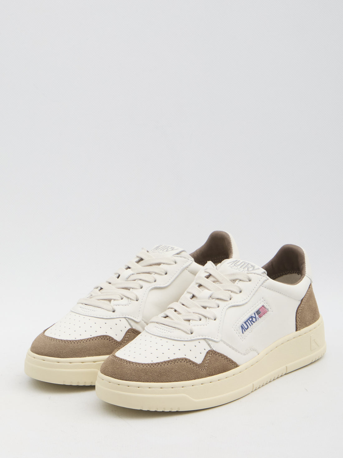 AUTRY 36 medalist low sneakers