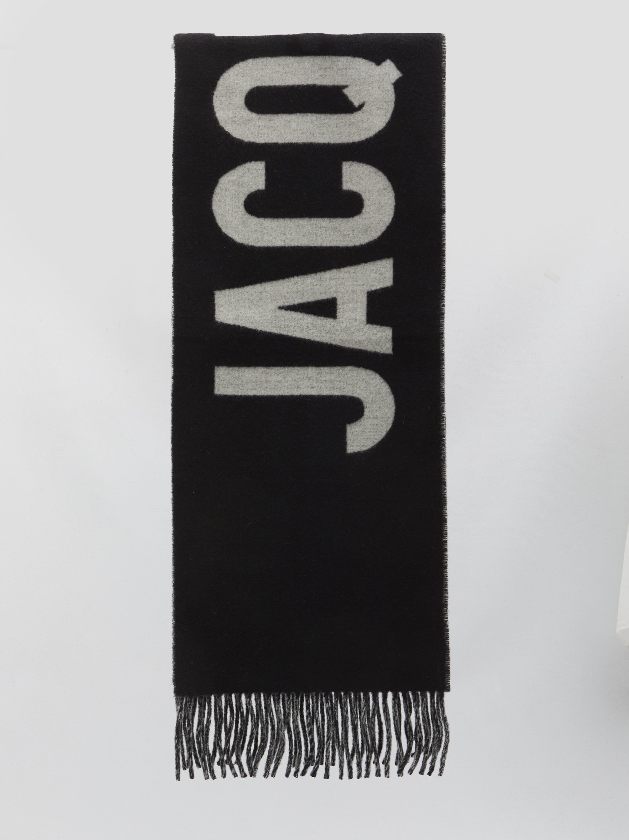 jacquemus scarf