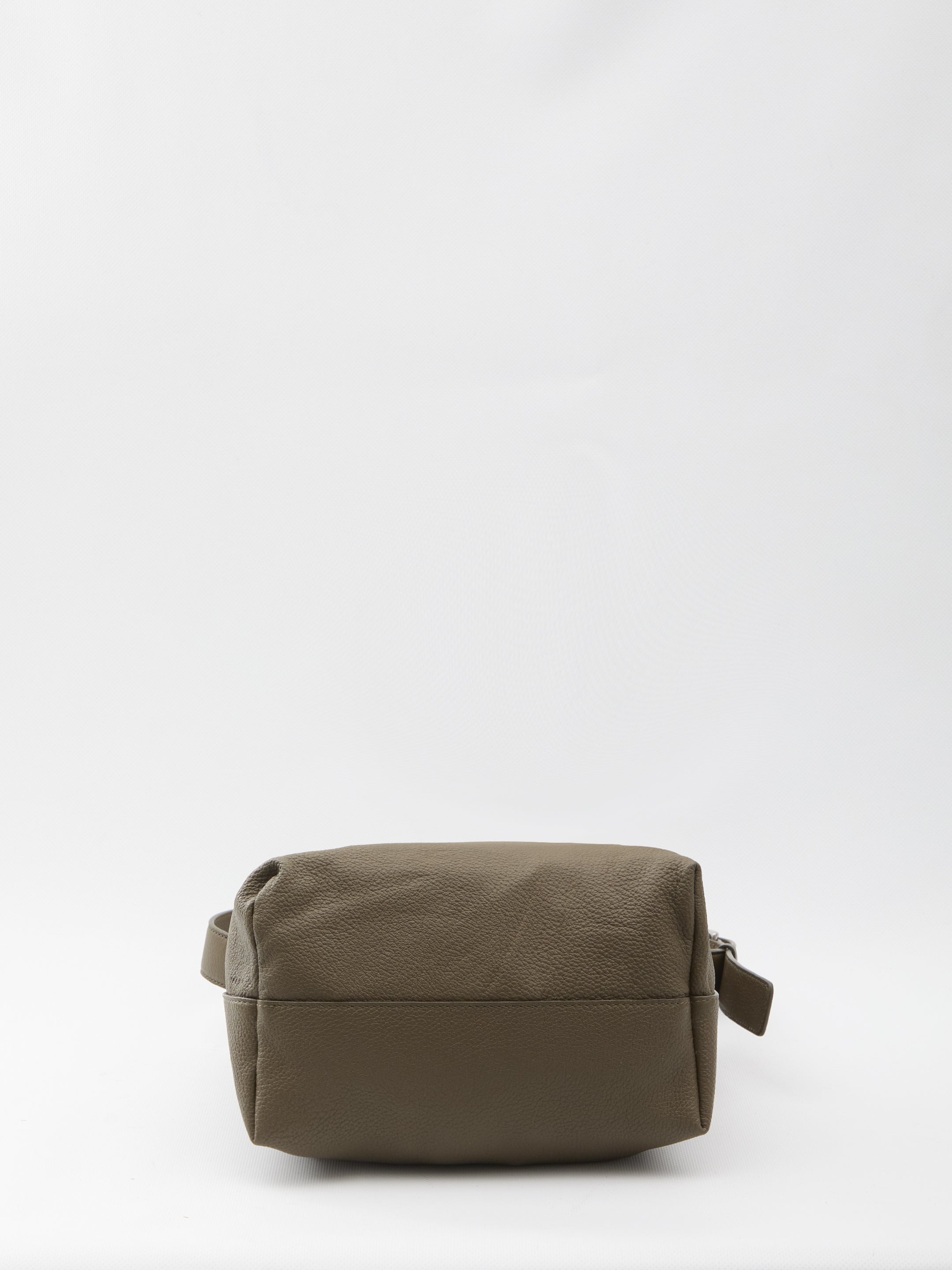 THE ROW OS isa bag in deerskin leather