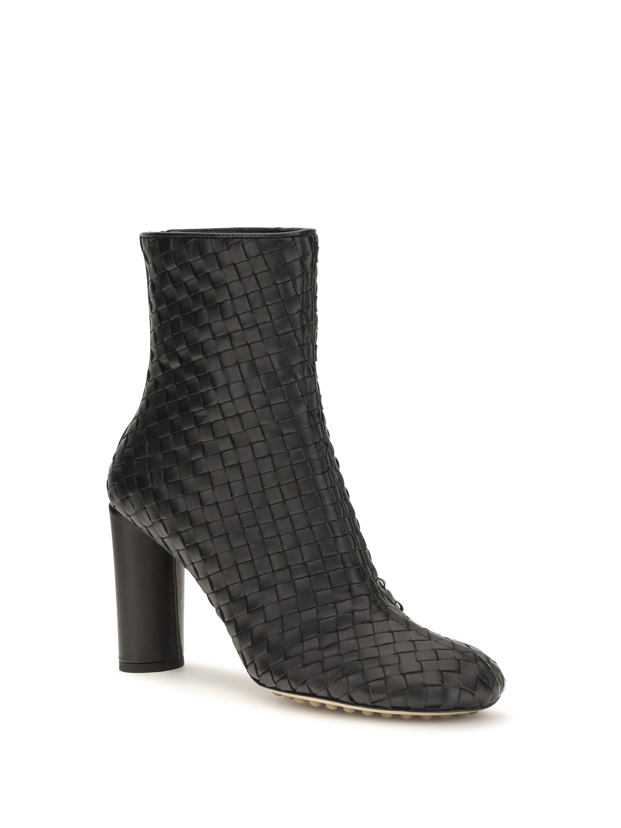 cherry intrecciato ankle boots