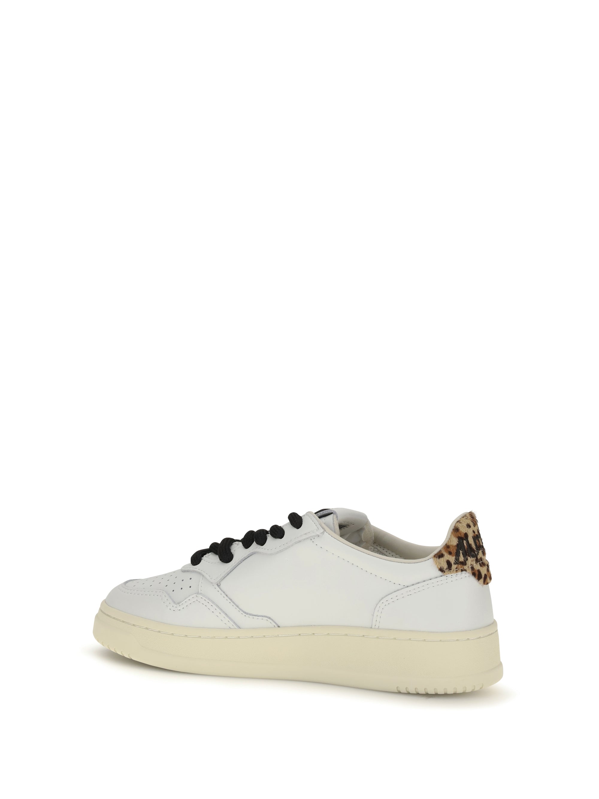 medalist low leather sneakers