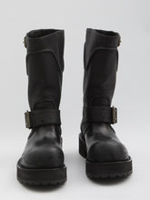 BALENCIAGA 38 venom boots
