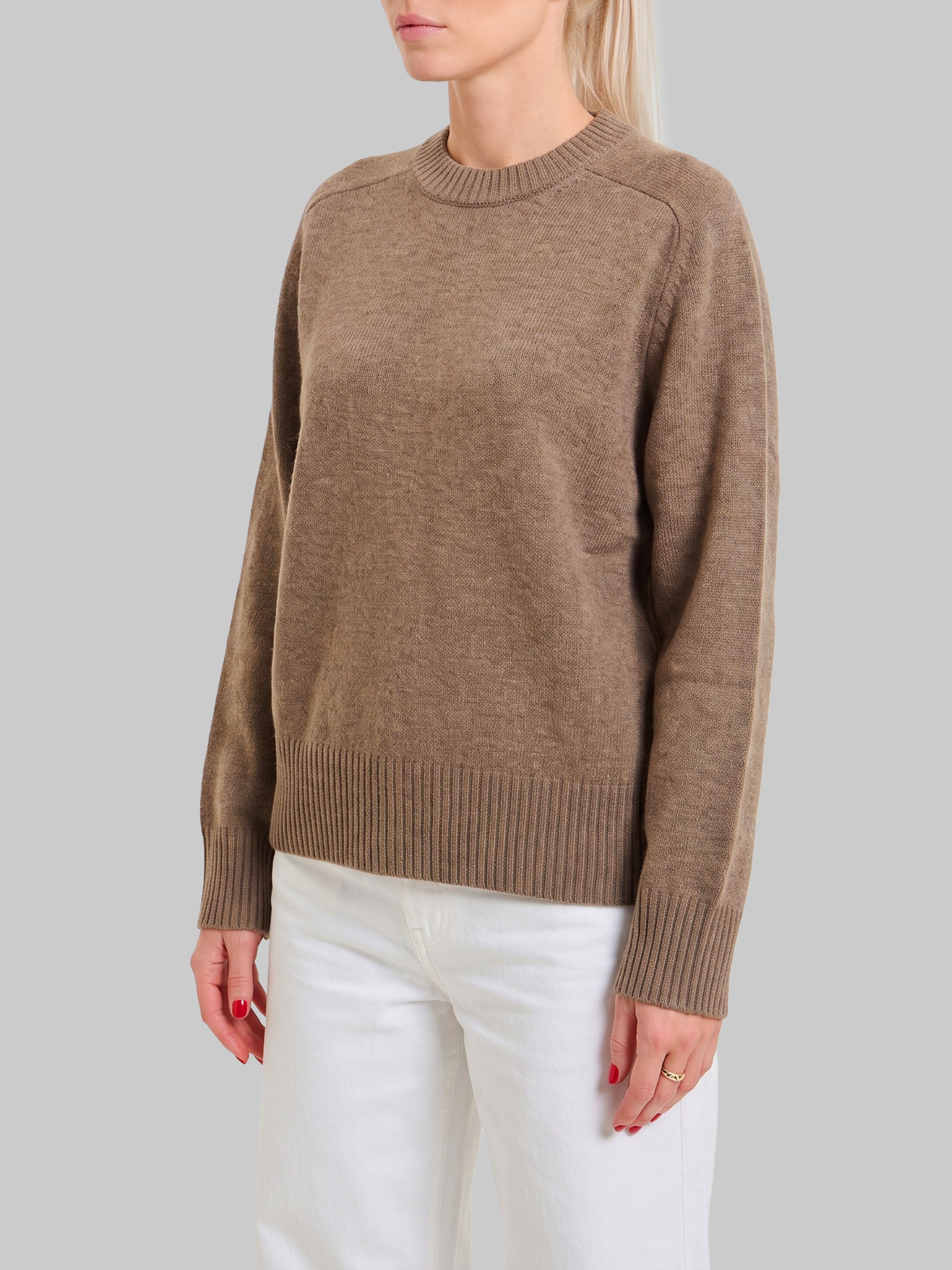 nutmeg baltra sweater