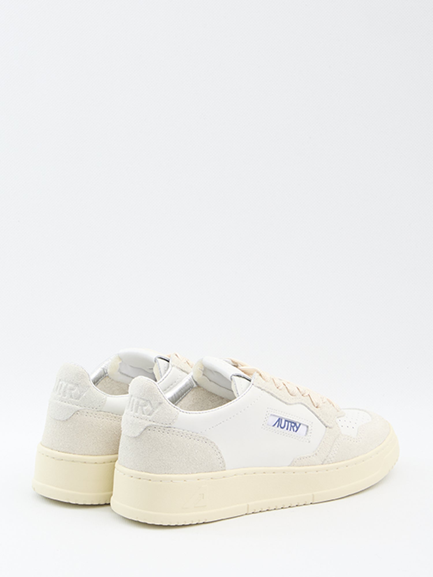 AUTRY 36 medalist low sneakers 