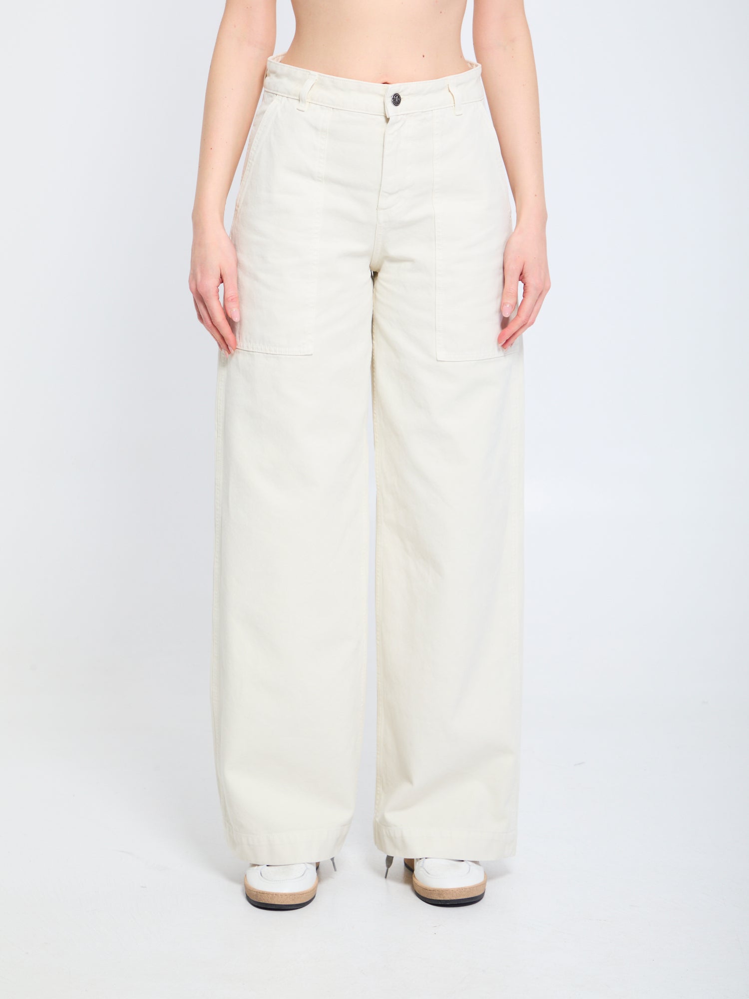 MONCLER 38 cotton pants with leather logo.