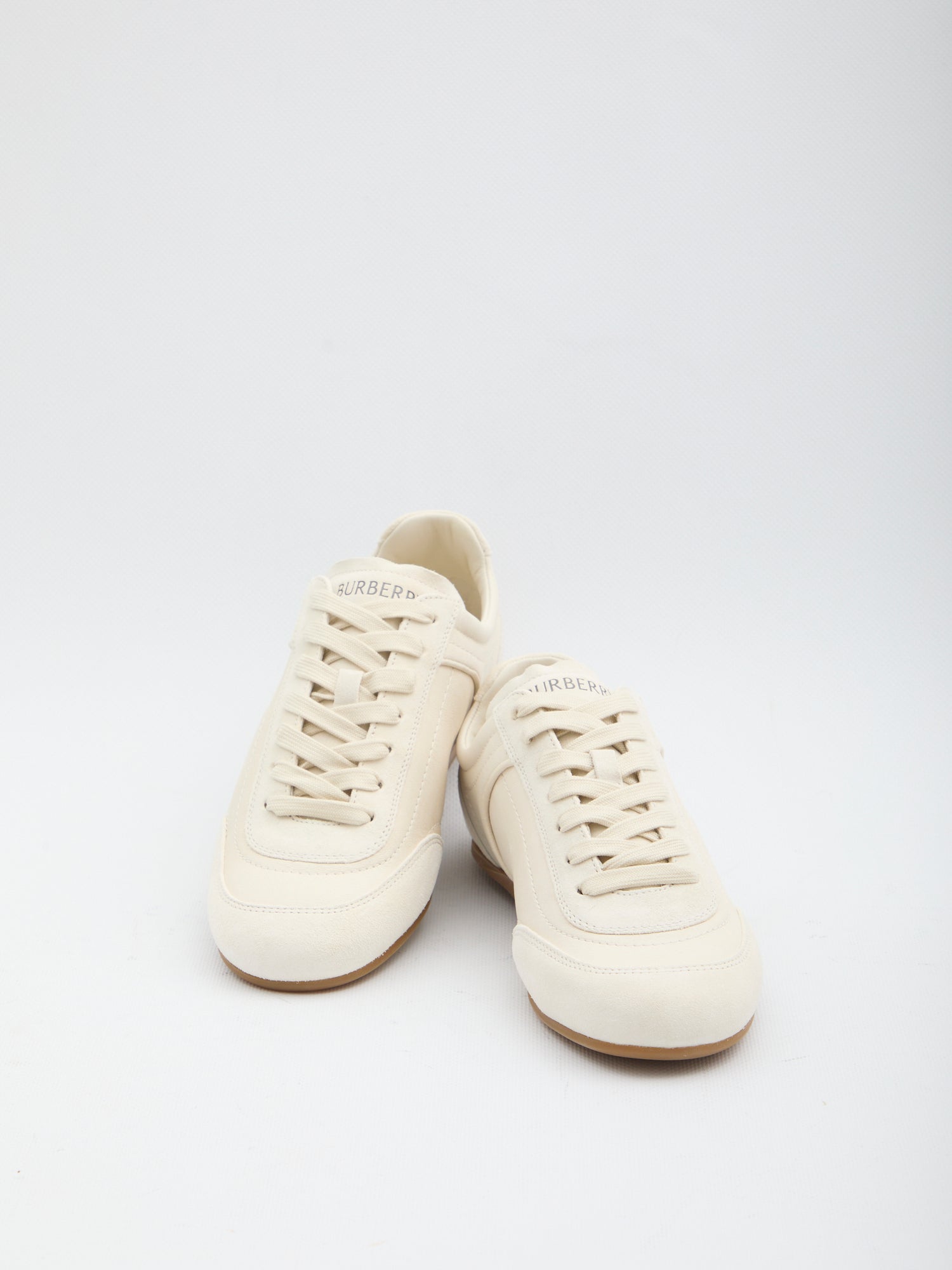 BURBERRY 36 knight runner 