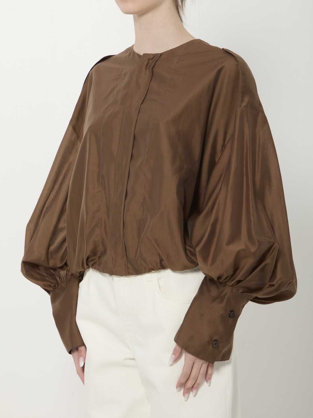 THE LATEST  S diana lightweight muslin shirt