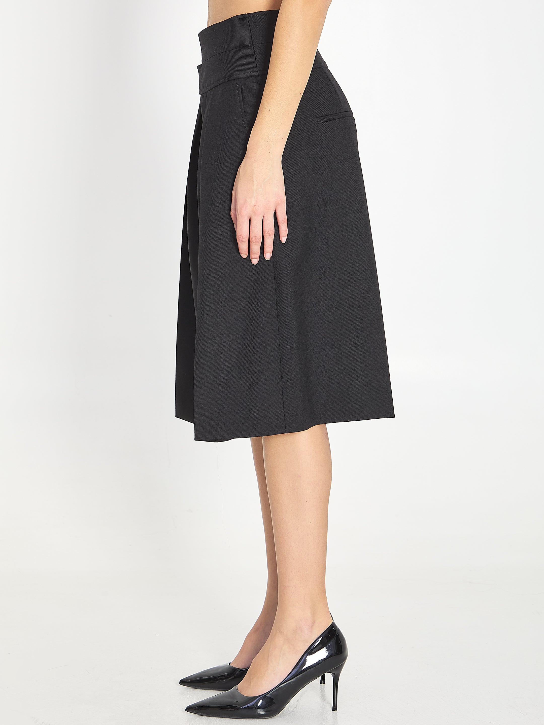 CHLOE 38 bermuda shorts with double belt